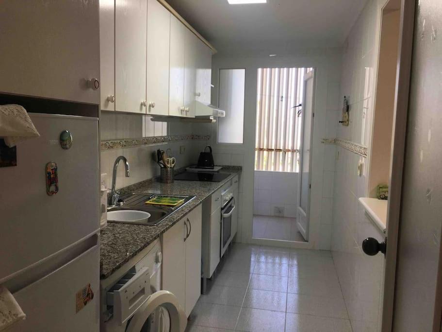 Apartamento Segunda Linea De Playa Con Piscina إل ألتيت المظهر الخارجي الصورة