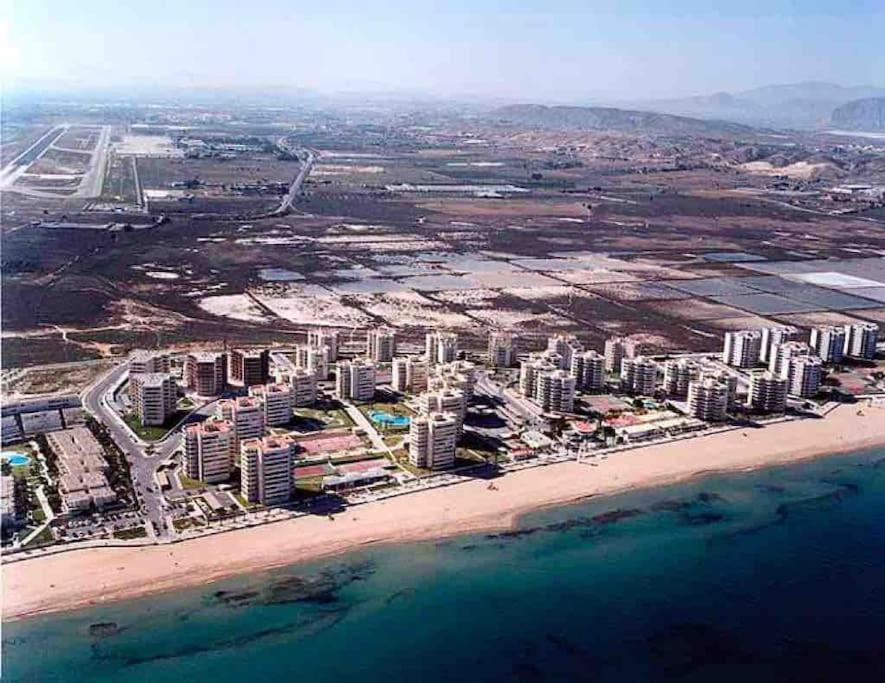 Apartamento Segunda Linea De Playa Con Piscina إل ألتيت المظهر الخارجي الصورة